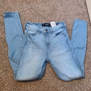 Hollister skinny jeans